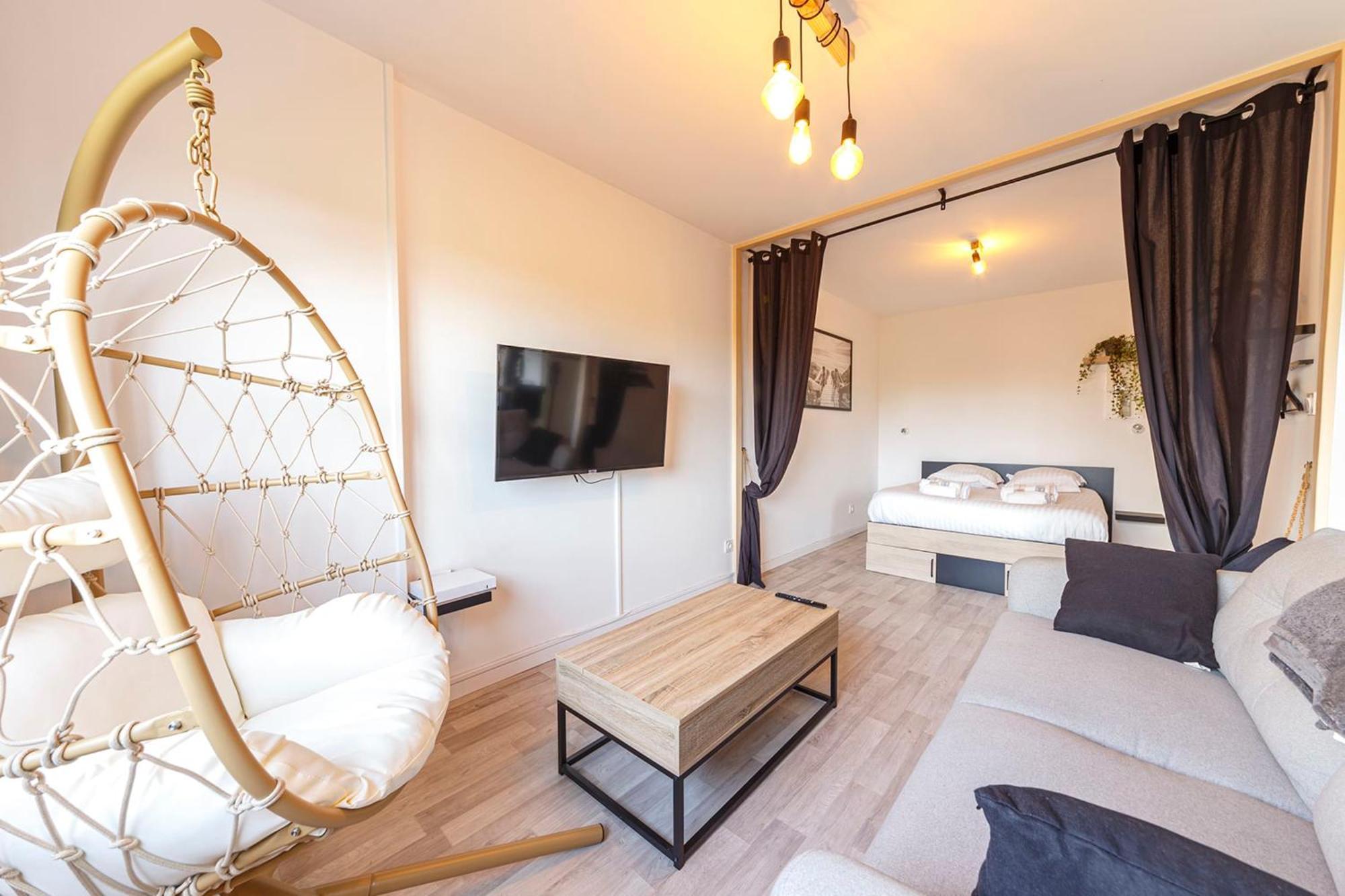 L'Oriole Wifi Parking Apartment Angers Exterior photo